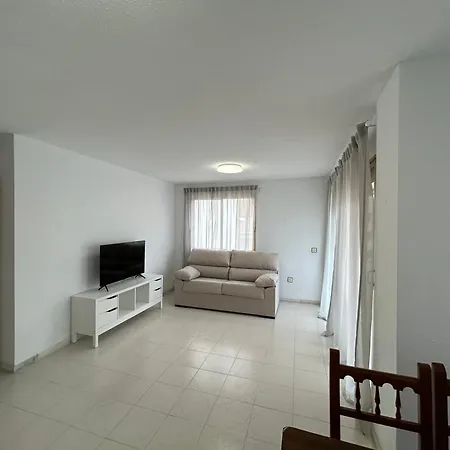 Apartment Piso Playa Locos *