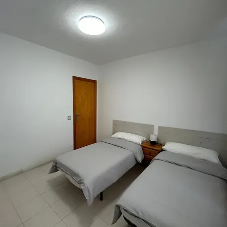 Apartmán Piso Playa Locos *